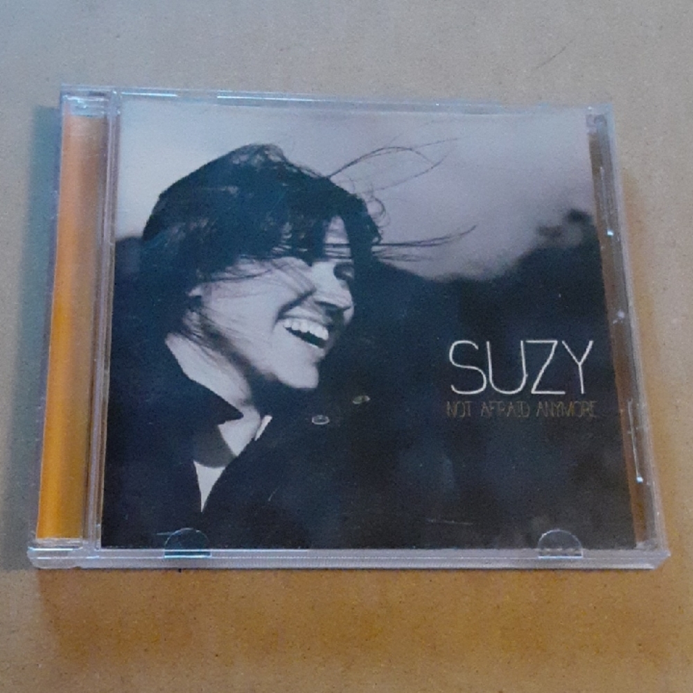 Suzy 'Not Afraid Anymore' CD 2013